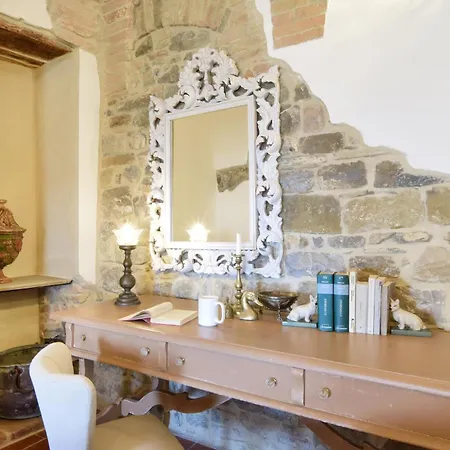 Lovely In Apartment *