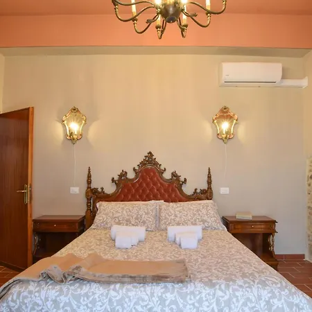 Apartment Lovely In