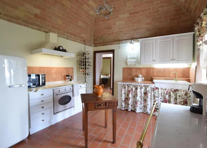 Apartament Lovely In